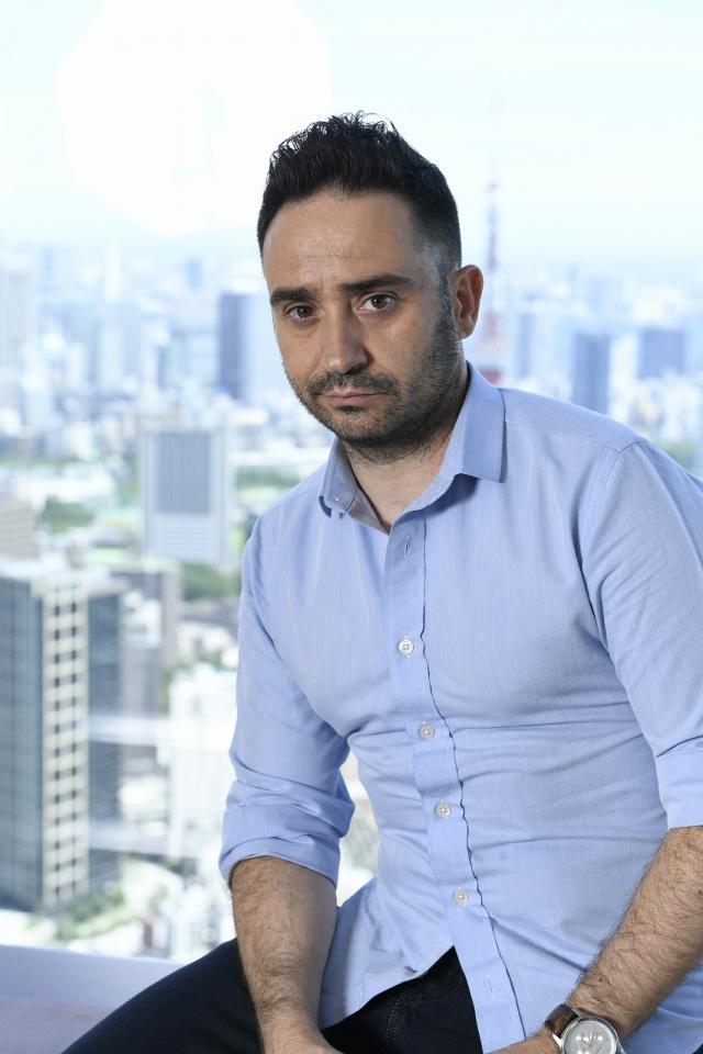 J・A・バヨナ