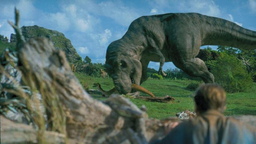 ジュラシック パーク ティラノサウルスはなぜ人間を助けた 首元の傷や鳴き声の変化を考察 Ciatr シアター
