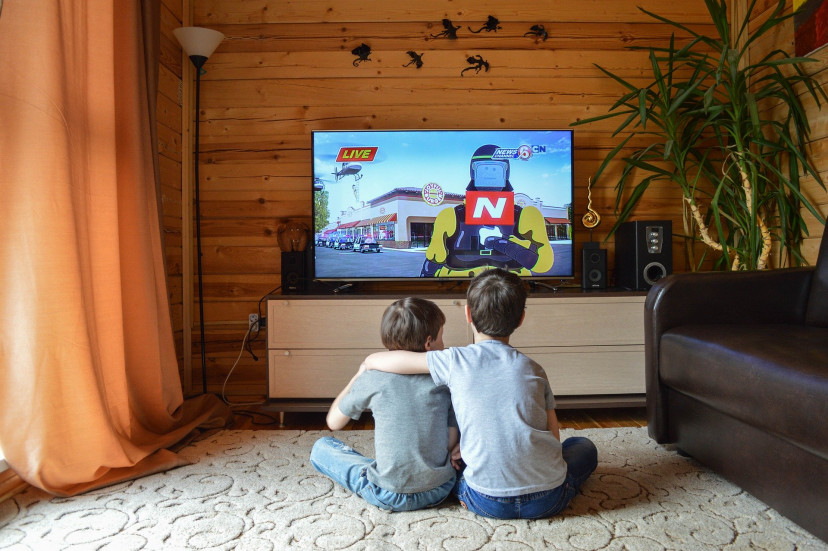 テレビ、子供