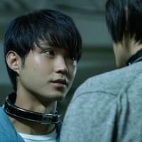『今際の国のアリス』バンダ(磯村勇斗)の目的とは？現実世界と行き来できる理由を考察