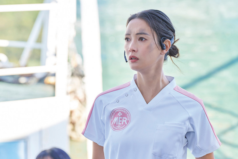 劇場版『TOKYO MER~走る緊急救命室~南海ミッション』 菜々緒