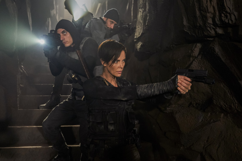 『オールド・ガード』(2020) シャーリーズ・セロン , セバスチャン・ル・リブレ , ユスフ・アル = ケイサニ , ニコロ・ディ・ジェノヴァ