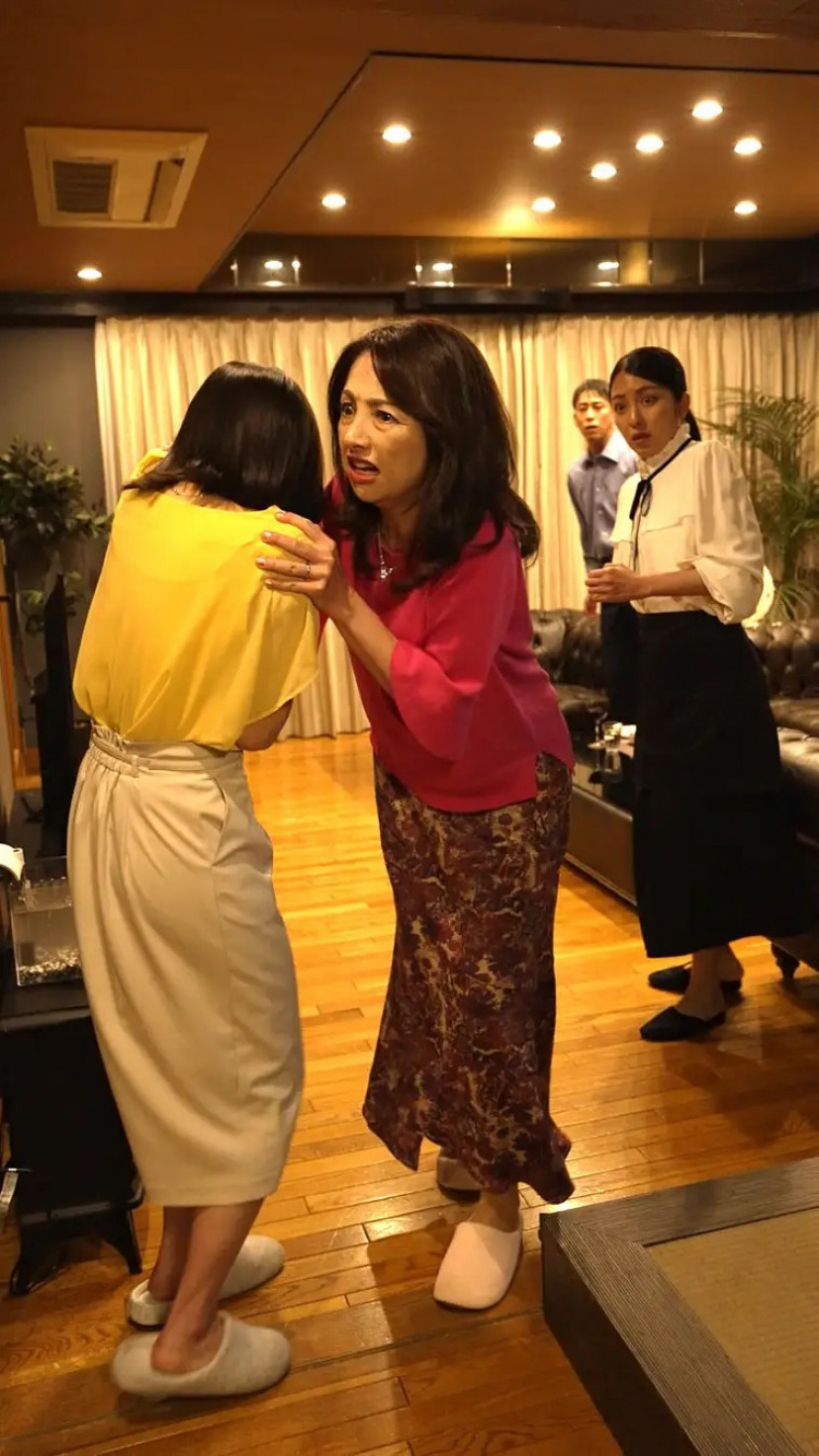 「復讐相手がすでに不幸のどん底なんですが！」小島梨里杏　君島光輝、佐野岳、櫻井淳子