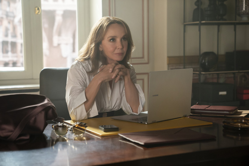 ドラマ「エミリー、パリへ行く」シーズン5　フィリピーヌ・ルロワ=ボリュー