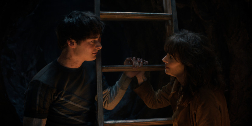 『ストレンジャー・シングス』ウィル・バイヤーズ役/ノア・シュナップ、ジョイス・バイヤーズ役/ウィノナ・ライダー