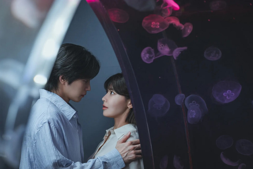 『アイドルアイ』キム・ジェヨン:ト・ライク、チェ・スヨン:メン・セナ