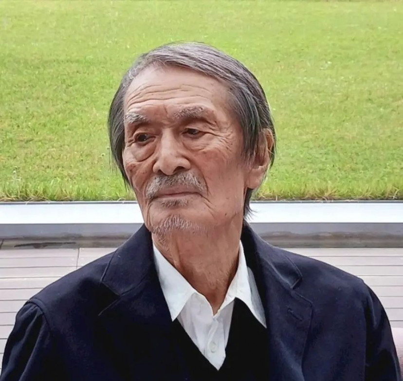 山崎努