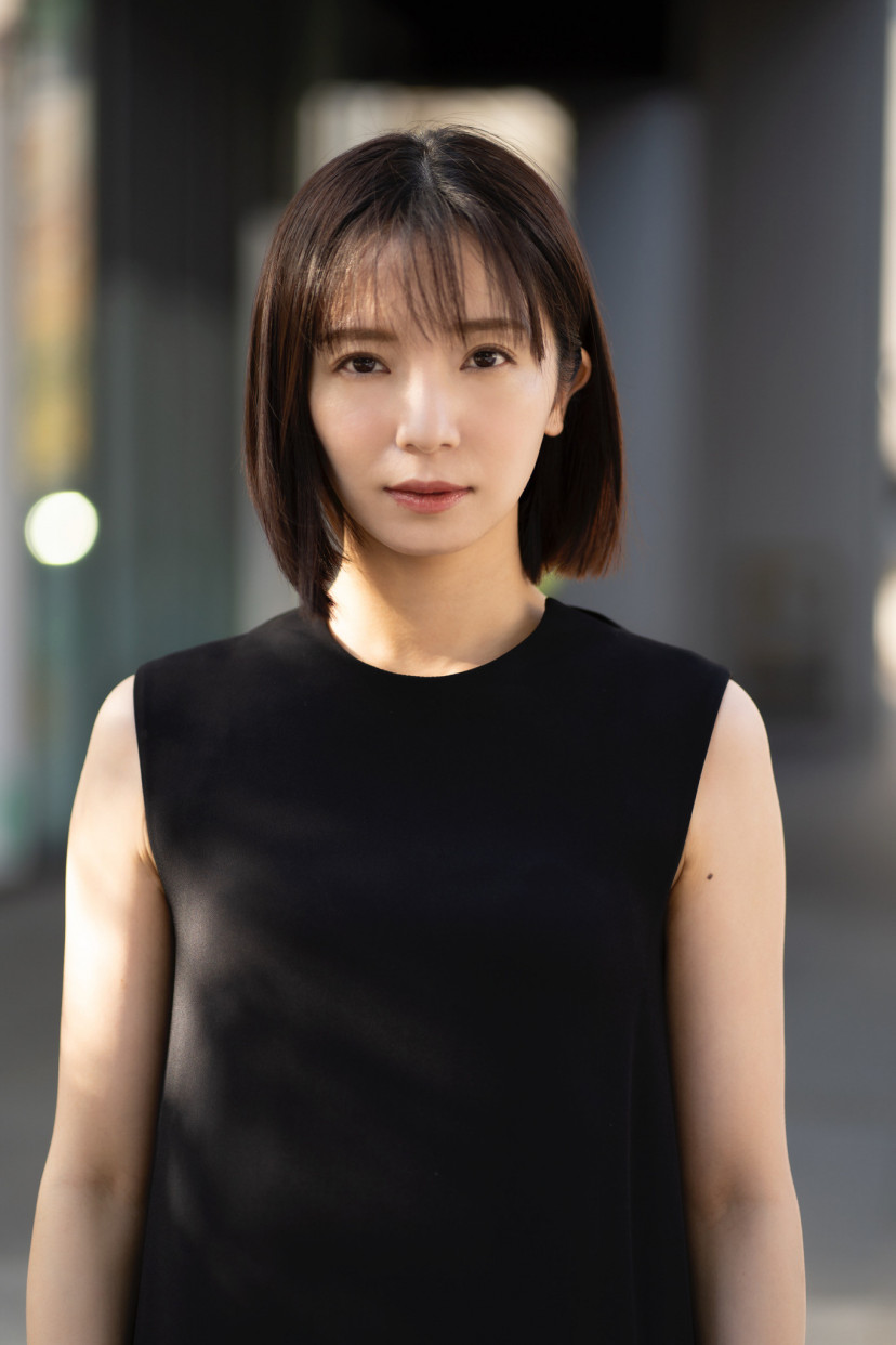入来茉里