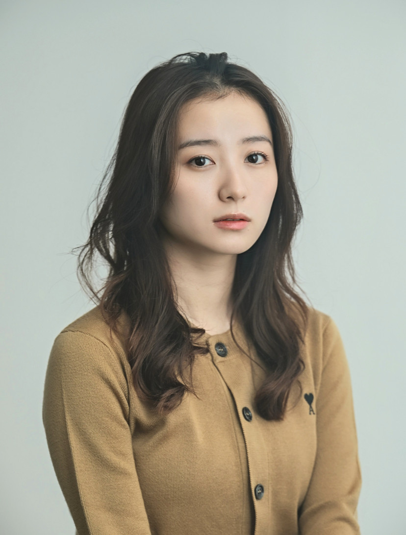 高田里穂