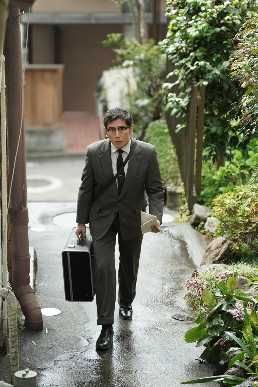 八月の声を運ぶ男