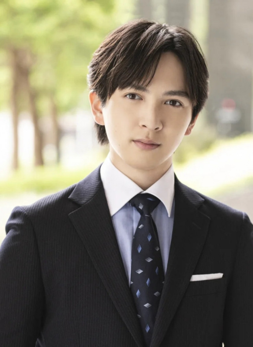 溺愛～実は、最強ヒーロー～　吉田仁人