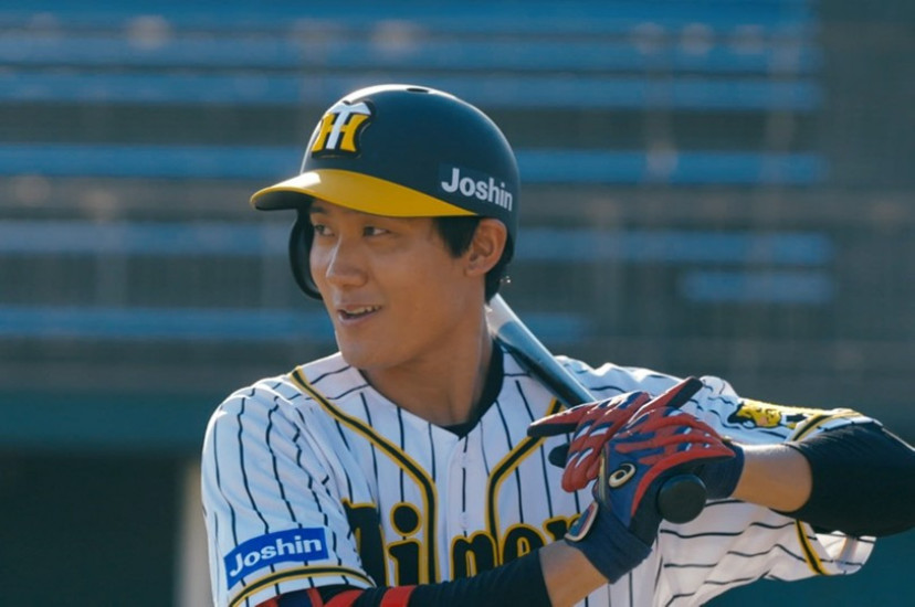 松谷鷹也